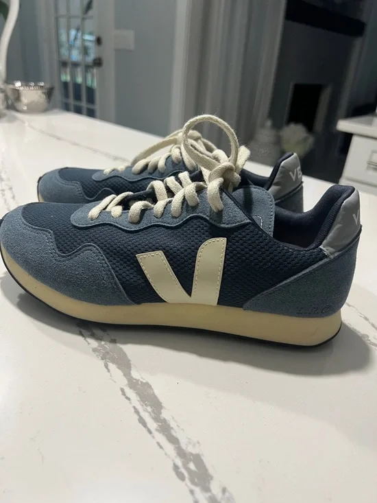 Veja SDU REC Alveomesh Low Top Blue Runner Sneakers with Cream Accents  size W 8 - Picture 7 of 16